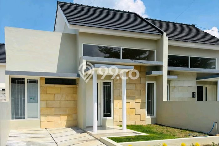 Rumah Minimalis Terbaik Dijual Area Pakis LT 72m2 Rumah Minimalis Terbaik Dijual Area Pakis LT 72m2