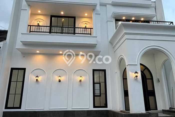 Rumah Modern Cantik 4 Kamar Bisa Langsung Pindah di Batu Rumah Modern Cantik 4 Kamar Bisa Langsung Pindah di Batu