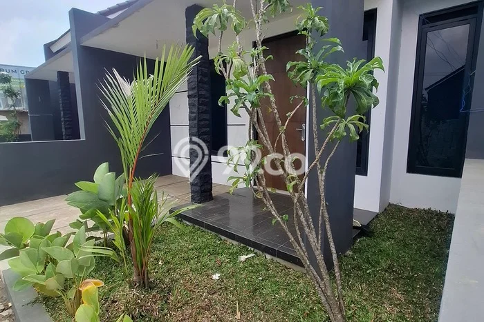 Dijual Cepat Rumah Minimalis & Modern LB 36m2 di Bandulan Dijual Cepat Rumah Minimalis & Modern LB 36m2 di Bandulan