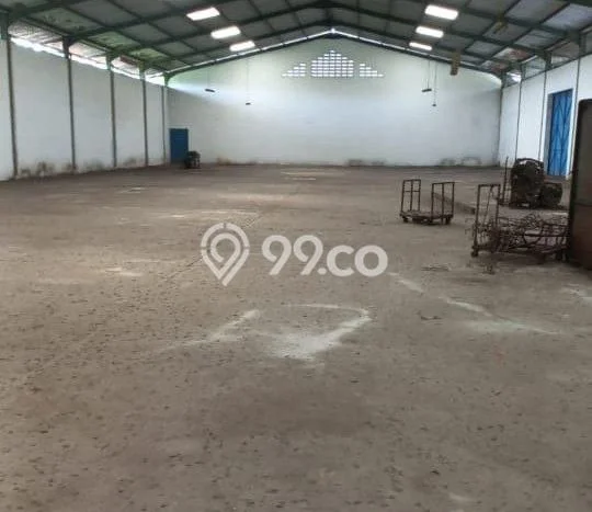 Unit Gudang Dijual di Surabaya LT 10200m2 & LB 6000m2 Unit Gudang Dijual di Surabaya LT 10200m2 & LB 6000m2