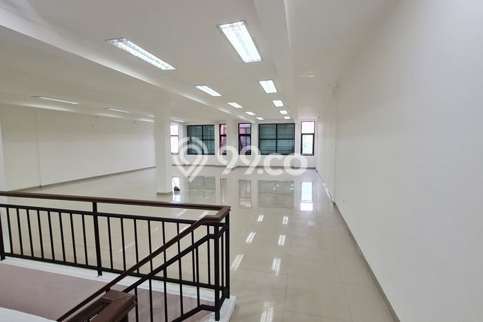 Ruko Dijual di Prime Area Tangerang Luas 600m2 Ruko Dijual di Prime Area Tangerang Luas 600m2