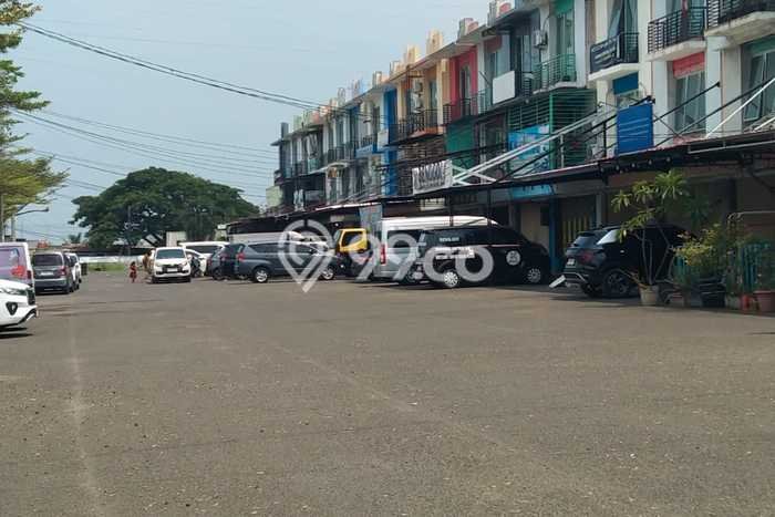 Unit Ruko Dijual di Bekasi LT 90m2 & LB 150m2 Unit Ruko Dijual di Bekasi LT 90m2 & LB 150m2