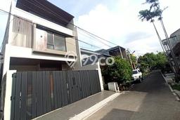 Rumah Mewah LB 150m2 Siap Huni Desain Elegan di Rawamangun, Jakarta Timur Rumah Mewah LB 150m2 Siap Huni Desain Elegan di Rawamangun, Jakarta Timur