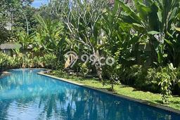 For Sale! Luxury House LT 475m2 Desain Modern di Sentul City For Sale! Luxury House LT 475m2 Desain Modern di Sentul City