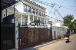 Rumah Elit Modern Tanpa Renovasi di Gandaria Jakarta Selatan Rumah Elit Modern Tanpa Renovasi di Gandaria Jakarta Selatan