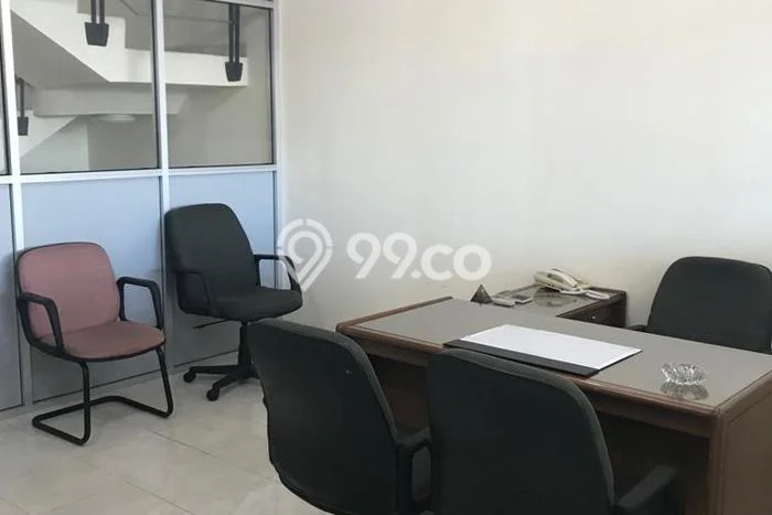 Ruko Disewakan di Area Ramai Kebon Jeruk, Jakarta Barat Ruko Disewakan di Area Ramai Kebon Jeruk, Jakarta Barat
