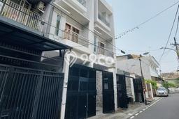 Dijual Rumah Mewah Megah Dengan View Cantik di Cideng, Jakarta Pusat Dijual Rumah Mewah Megah Dengan View Cantik di Cideng, Jakarta Pusat