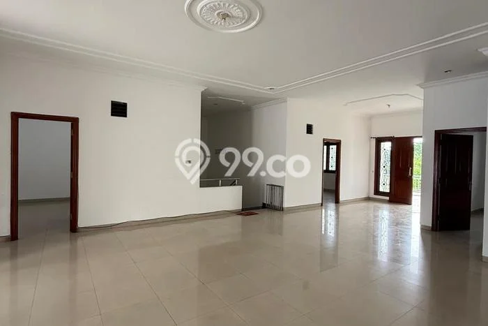 Hunian Mewah LB 500m2 Siap Pakai Desain Elegan di Mulyosari, Surabaya Hunian Mewah LB 500m2 Siap Pakai Desain Elegan di Mulyosari, Surabaya