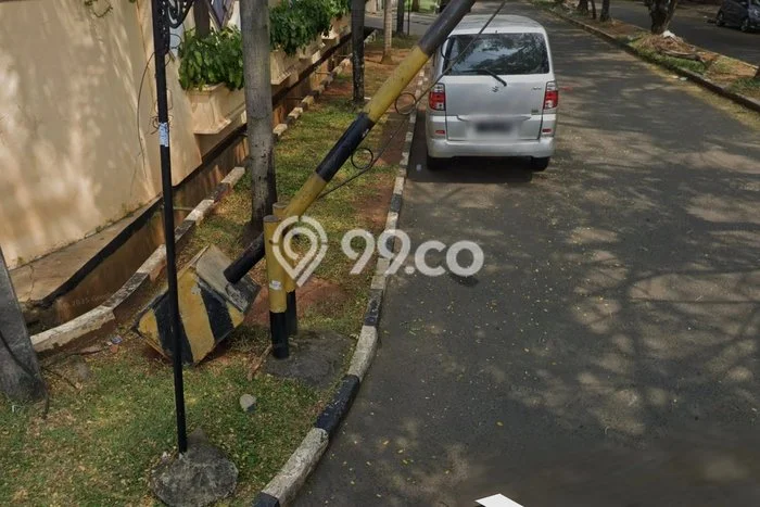 Dijual Rumah Luas Megah Dengan View Eksklusif di Joglo, Jakarta Barat Dijual Rumah Luas Megah Dengan View Eksklusif di Joglo, Jakarta Barat