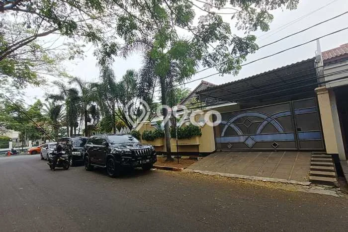 Dijual Rumah Luas Megah Dengan View Eksklusif di Joglo, Jakarta Barat Dijual Rumah Luas Megah Dengan View Eksklusif di Joglo, Jakarta Barat
