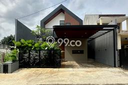 Jual Rumah Mewah Megah Dengan View Cantik di Pangkalan Jati, Depok Jual Rumah Mewah Megah Dengan View Cantik di Pangkalan Jati, Depok