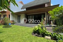 Dijual Segera! Vila di , Luas 360m2m², Area Prospektif dengan potensi naik Dijual Segera! Vila di , Luas 360m2m², Area Prospektif dengan potensi naik