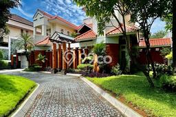 For Sale! Luxury House LT 1493m2 Desain Elegan di Pondok Indah For Sale! Luxury House LT 1493m2 Desain Elegan di Pondok Indah
