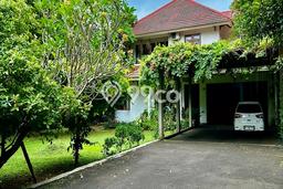 Ready to Use! Luxury House LT 3328m2 Desain Modern di Pejaten Ready to Use! Luxury House LT 3328m2 Desain Modern di Pejaten