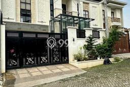 Hunian Elit LB 380m2 Siap Pakai Desain Elegan di Lebak Bulus, Jakarta Selatan Hunian Elit LB 380m2 Siap Pakai Desain Elegan di Lebak Bulus, Jakarta Selatan