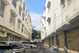 FOR SALE! Ruko di Tebet Jakarta Selatan, LT 128m2, LB 591m2 FOR SALE! Ruko di Tebet Jakarta Selatan, LT 128m2, LB 591m2