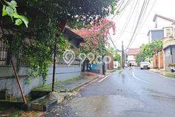 Dijual Rumah Mewah Elegan Dengan View Cantik di Tomang, Jakarta Barat Dijual Rumah Mewah Elegan Dengan View Cantik di Tomang, Jakarta Barat