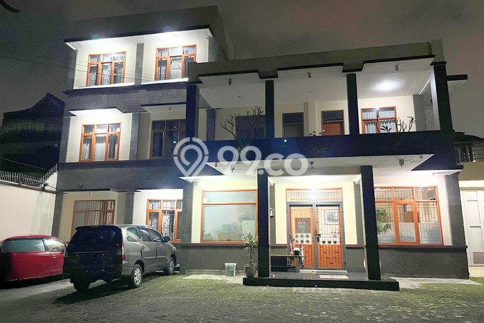 Kantor Bagus Dijual LB 1096m2 Lokasi Strategis Bandung Area Cocok untuk Berbisnis Kantor Bagus Dijual LB 1096m2 Lokasi Strategis Bandung Area Cocok untuk Berbisnis