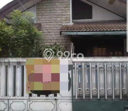 Ready to Use! Luxury House LT 253m2 Desain Modern di Gandaria Ready to Use! Luxury House LT 253m2 Desain Modern di Gandaria