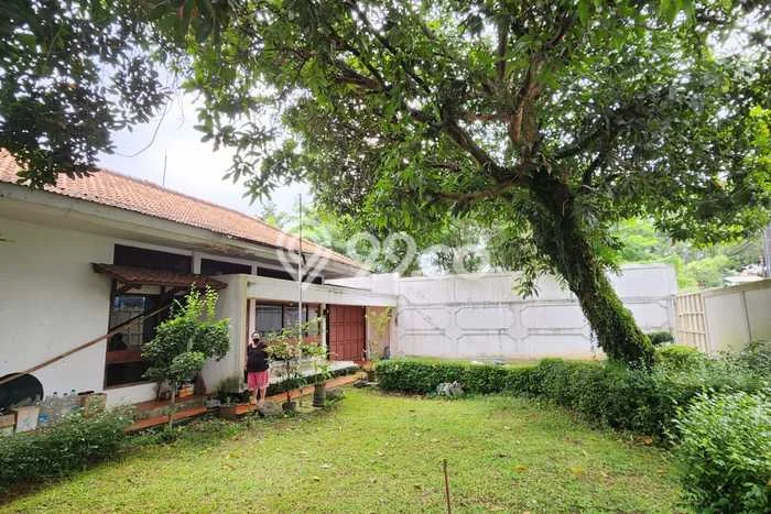 Rumah Elit Modern Tanpa Renovasi di Lebak Bulus Jakarta Selatan Rumah Elit Modern Tanpa Renovasi di Lebak Bulus Jakarta Selatan