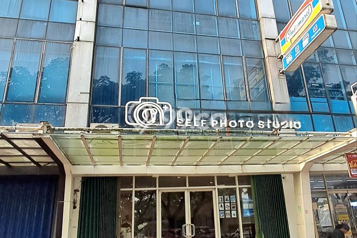 Ruko Dijual di Prime Area Tangerang Selatan Luas 216m2 Ruko Dijual di Prime Area Tangerang Selatan Luas 216m2