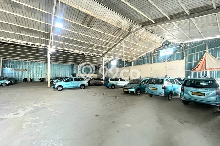 Gudang untuk disewa di Pasar Rebo punya LT 2000m2 & LB 2000m2 harga sewa kompetitif Gudang untuk disewa di Pasar Rebo punya LT 2000m2 & LB 2000m2 harga sewa kompetitif