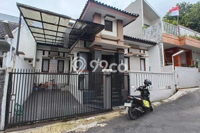Jual Rumah Strategis Bagus Punya 2 KT di Cimahi Tengah Cimahi SHM Jual Rumah Strategis Bagus Punya 2 KT di Cimahi Tengah Cimahi SHM