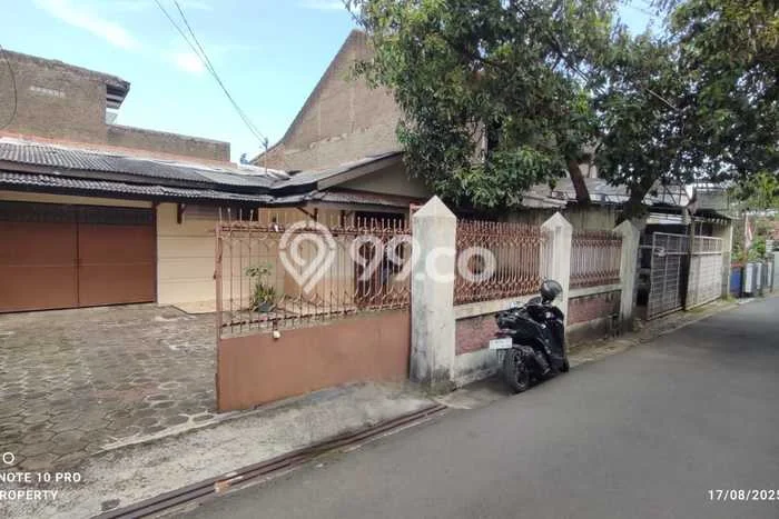 Dijual Hunian Rumah Nyaman 4 Kamar di Gunung Batu, Bandung Dijual Hunian Rumah Nyaman 4 Kamar di Gunung Batu, Bandung