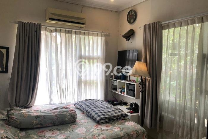 Jual Rumah Mewah Megah Dengan View Cantik di Bintaro, Tangerang Selatan Jual Rumah Mewah Megah Dengan View Cantik di Bintaro, Tangerang Selatan