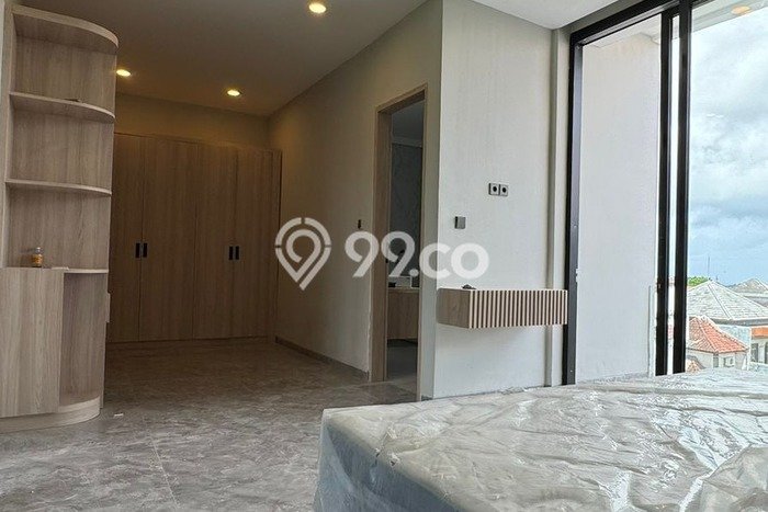 Vila Strategis Kawasan , Luas 200m2m², Dekat ke beragam fasilitas Vila Strategis Kawasan , Luas 200m2m², Dekat ke beragam fasilitas
