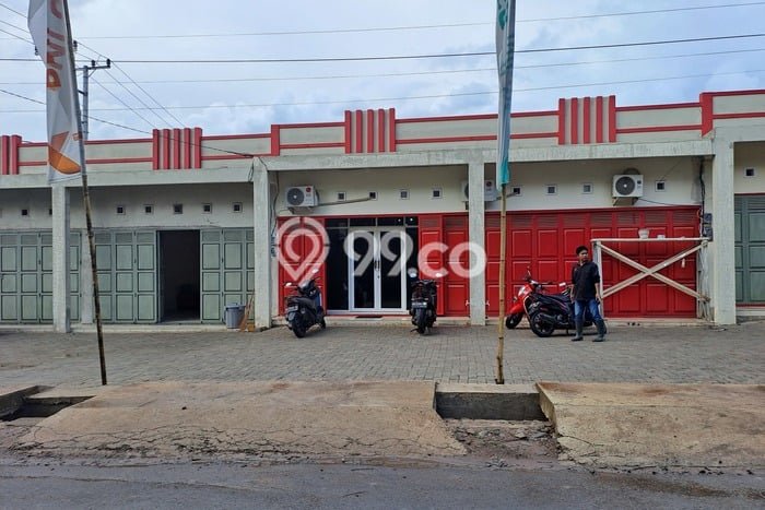 Ruko Strategis Kawasan Moncongloe, Luas 57m², Kawasan Komersial Ruko Strategis Kawasan Moncongloe, Luas 57m², Kawasan Komersial