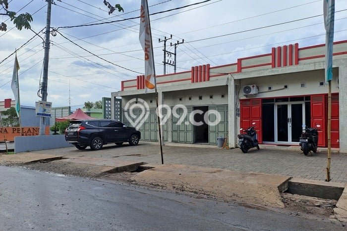 Ruko Strategis Kawasan Moncongloe, Luas 57m², Kawasan Komersial Ruko Strategis Kawasan Moncongloe, Luas 57m², Kawasan Komersial