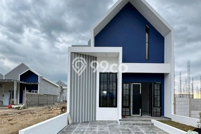 NEW LISTING! Rumah Premium area Barombong, Luas 84m2m² LB 50m2m² NEW LISTING! Rumah Premium area Barombong, Luas 84m2m² LB 50m2m²