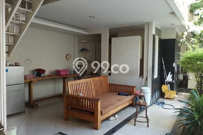 Rumah Luxury Modern Siap Huni di Galaxy Surabaya Rumah Luxury Modern Siap Huni di Galaxy Surabaya
