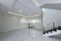 Ready to Use! Premium House LT 240m2 Desain Modern di Jemursari Ready to Use! Premium House LT 240m2 Desain Modern di Jemursari