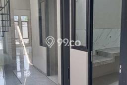 For Sale Rumah 4 Kamar Lokasi Ideal Nyaman dan Strategis di Tenggilis Mejoyo For Sale Rumah 4 Kamar Lokasi Ideal Nyaman dan Strategis di Tenggilis Mejoyo
