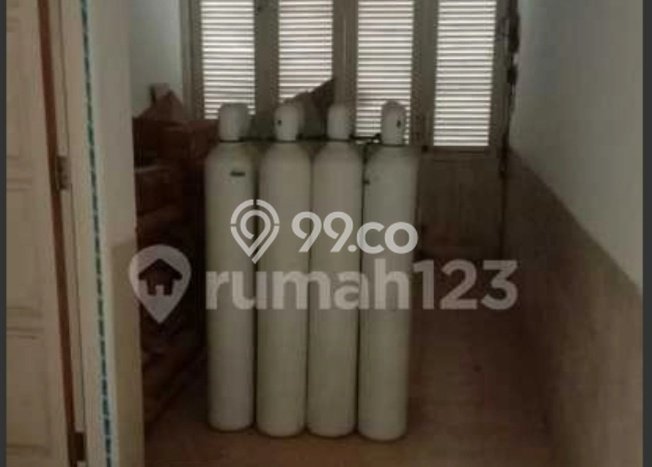 Siap Huni Rumah Mewah 3 Kamar di Mulyorejo Dekat ke Mana Pun Siap Huni Rumah Mewah 3 Kamar di Mulyorejo Dekat ke Mana Pun