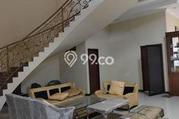 Rumah Luxury Modern Tanpa Renovasi di Dharma Husada Surabaya Rumah Luxury Modern Tanpa Renovasi di Dharma Husada Surabaya