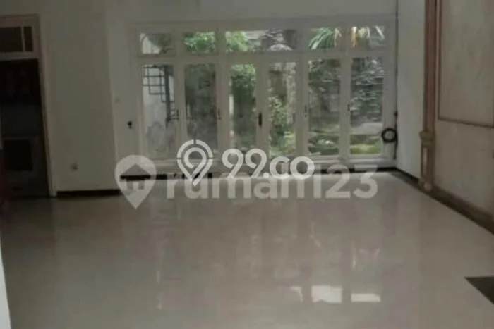 Siap Huni Rumah Mewah 3 Kamar di Mulyorejo Dekat ke Mana Pun Siap Huni Rumah Mewah 3 Kamar di Mulyorejo Dekat ke Mana Pun