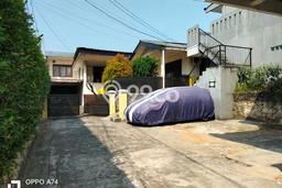Rumah Elit LB 400m2 Siap Pakai Desain Elegan di Rempoa, Tangerang Rumah Elit LB 400m2 Siap Pakai Desain Elegan di Rempoa, Tangerang