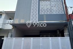 Dijual Rumah Luas Elegan Dengan View Cantik di Graha Raya, Tangerang Dijual Rumah Luas Elegan Dengan View Cantik di Graha Raya, Tangerang