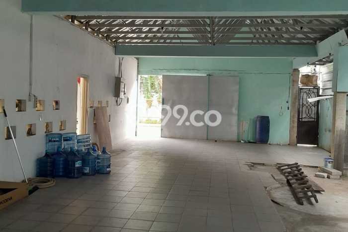 Unit Komersial Disewakan di Tangerang Selatan Area Strategis Harga Kompetitif Unit Komersial Disewakan di Tangerang Selatan Area Strategis Harga Kompetitif