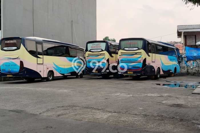 Jarang Ada! Tanah di Kebayoran Lama Punya Luas 984m2 SHM Jarang Ada! Tanah di Kebayoran Lama Punya Luas 984m2 SHM