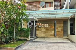 Rumah Elit LB 219m2 Siap Pakai Desain Elegan di Citraland, Surabaya Rumah Elit LB 219m2 Siap Pakai Desain Elegan di Citraland, Surabaya