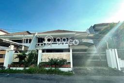 Jual Rumah Luas Megah Dengan View Cantik di Darmo Permai, Surabaya Jual Rumah Luas Megah Dengan View Cantik di Darmo Permai, Surabaya