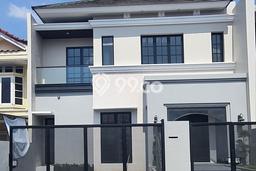 Rumah Elit LB 300m2 Siap Pakai Desain Elegan di Citraland, Surabaya Rumah Elit LB 300m2 Siap Pakai Desain Elegan di Citraland, Surabaya