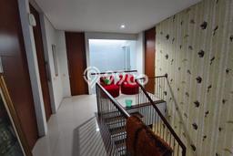 Dijual Rumah Mewah Megah Dengan View Eksklusif di Citraland, Surabaya Dijual Rumah Mewah Megah Dengan View Eksklusif di Citraland, Surabaya