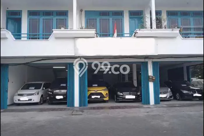 Disewakan Ruko komersial di Karawaci luas bangunan 405m2 Disewakan Ruko komersial di Karawaci luas bangunan 405m2