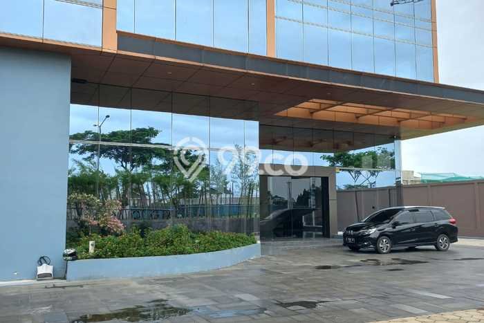 Disewakan Kantor di Kawasan Ramai Gading Serpong Luas 9600m2 Disewakan Kantor di Kawasan Ramai Gading Serpong Luas 9600m2