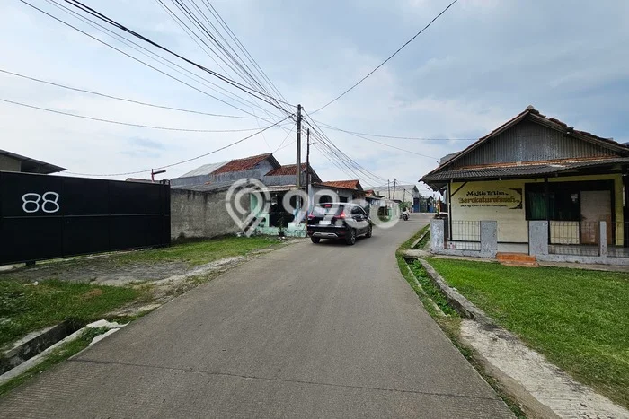 Unit Gudang Dijual di Panongan Tangerang Luas Bangunan 800m2 Unit Gudang Dijual di Panongan Tangerang Luas Bangunan 800m2